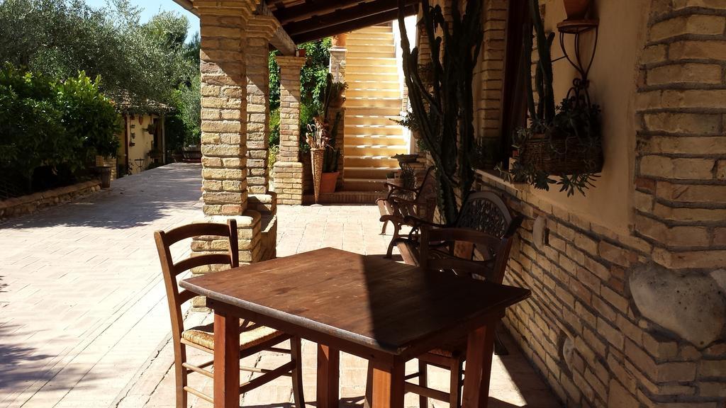 Agriturismo Col Morino Bed & Breakfast ปีเนโต ภายนอก รูปภาพ