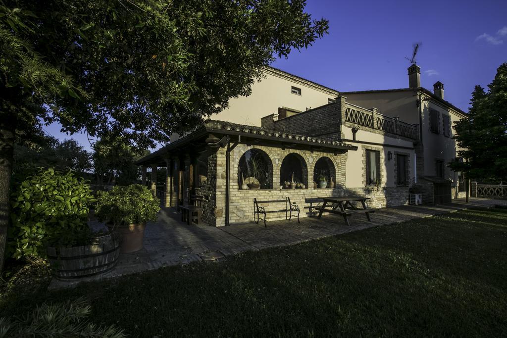 Agriturismo Col Morino Bed & Breakfast ปีเนโต ภายนอก รูปภาพ